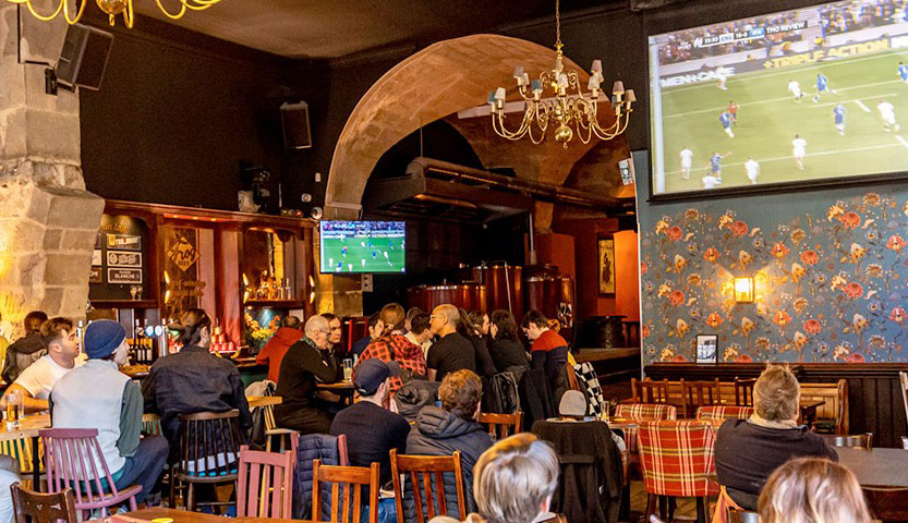 ver el mundial de rugby en el Frog&Rosbif de Burdeos