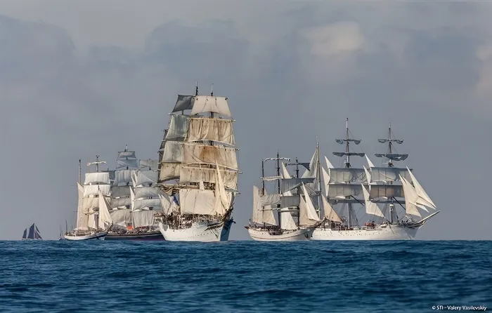 Regatas de grandes veleros
