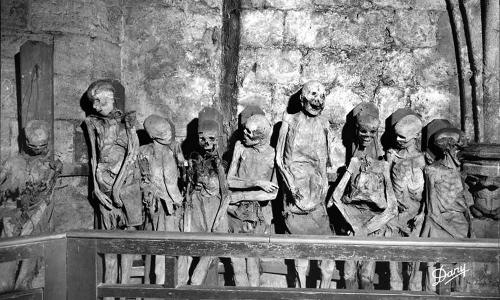 monumentos con historias insólitas en burdeos